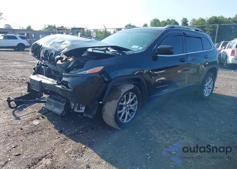 2015 Jeep Cherokee Latitude z USA, uszkodzony, nr VIN 1C4PJMCB1FW715276